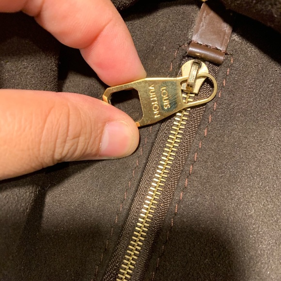 Authentic Louis Vuitton 🚫SOLD LOCAL🚫 - Picture 14 of 16